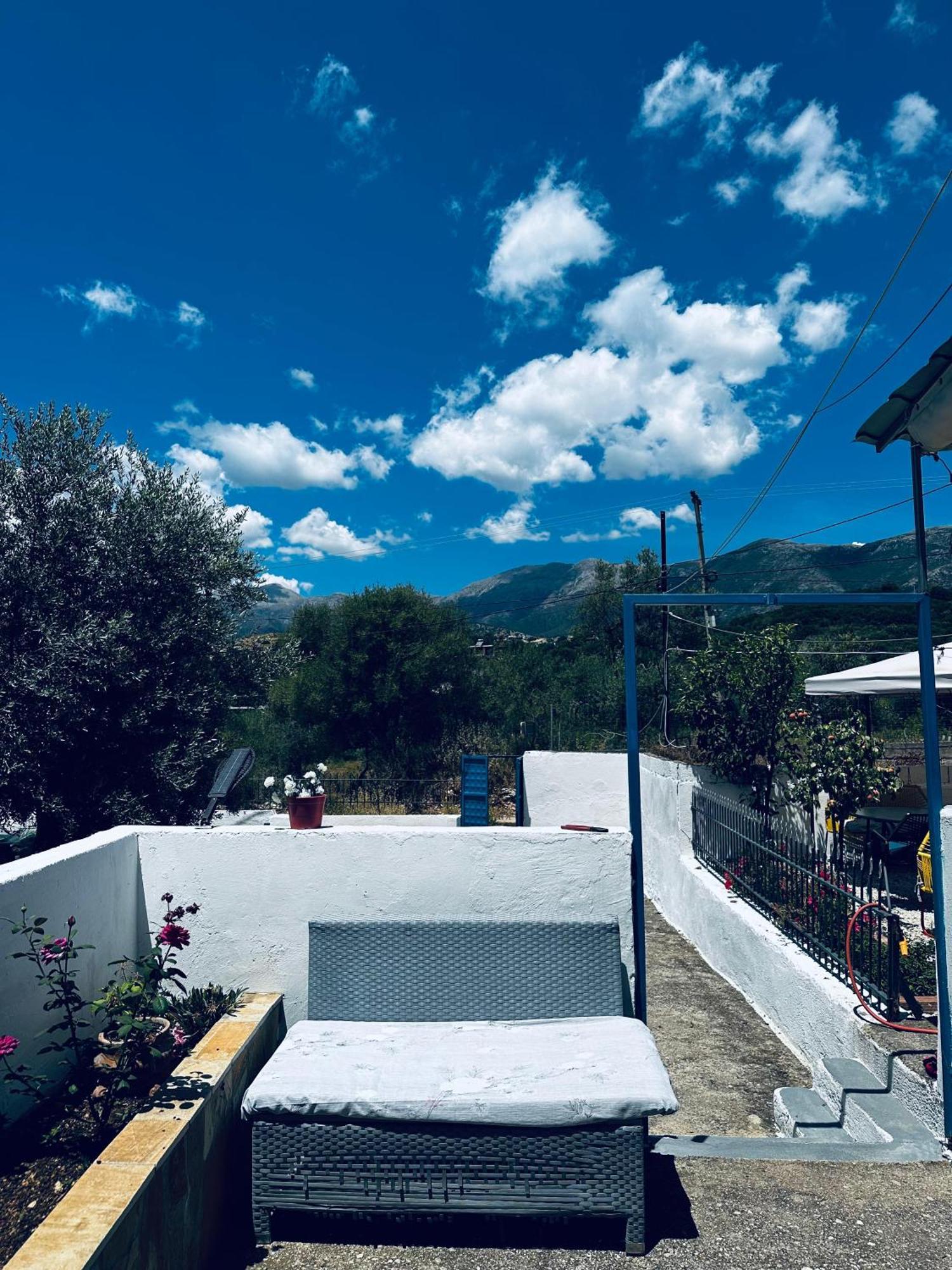 Natural Hostel Himare Exterior foto