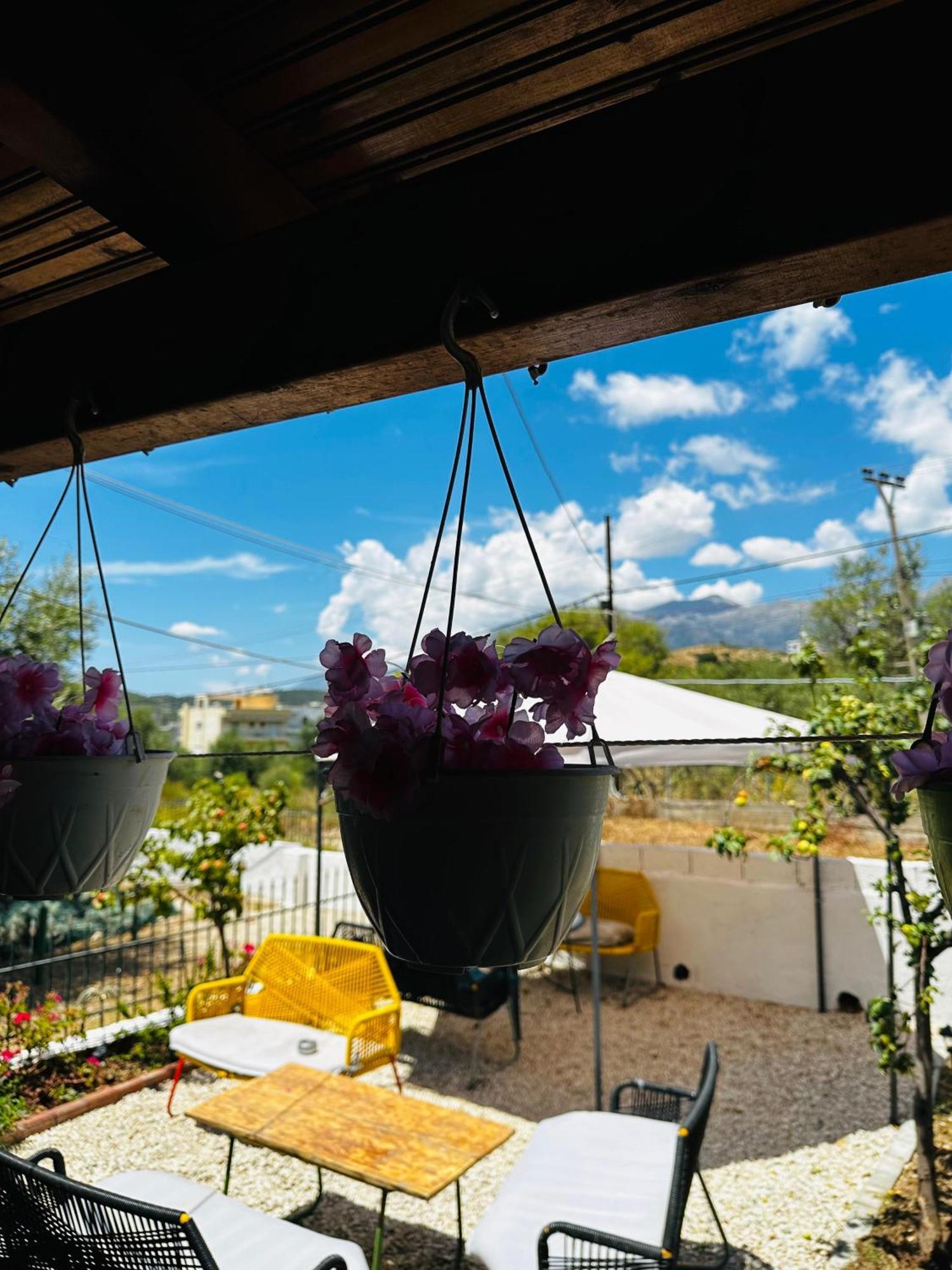 Natural Hostel Himare Exterior foto